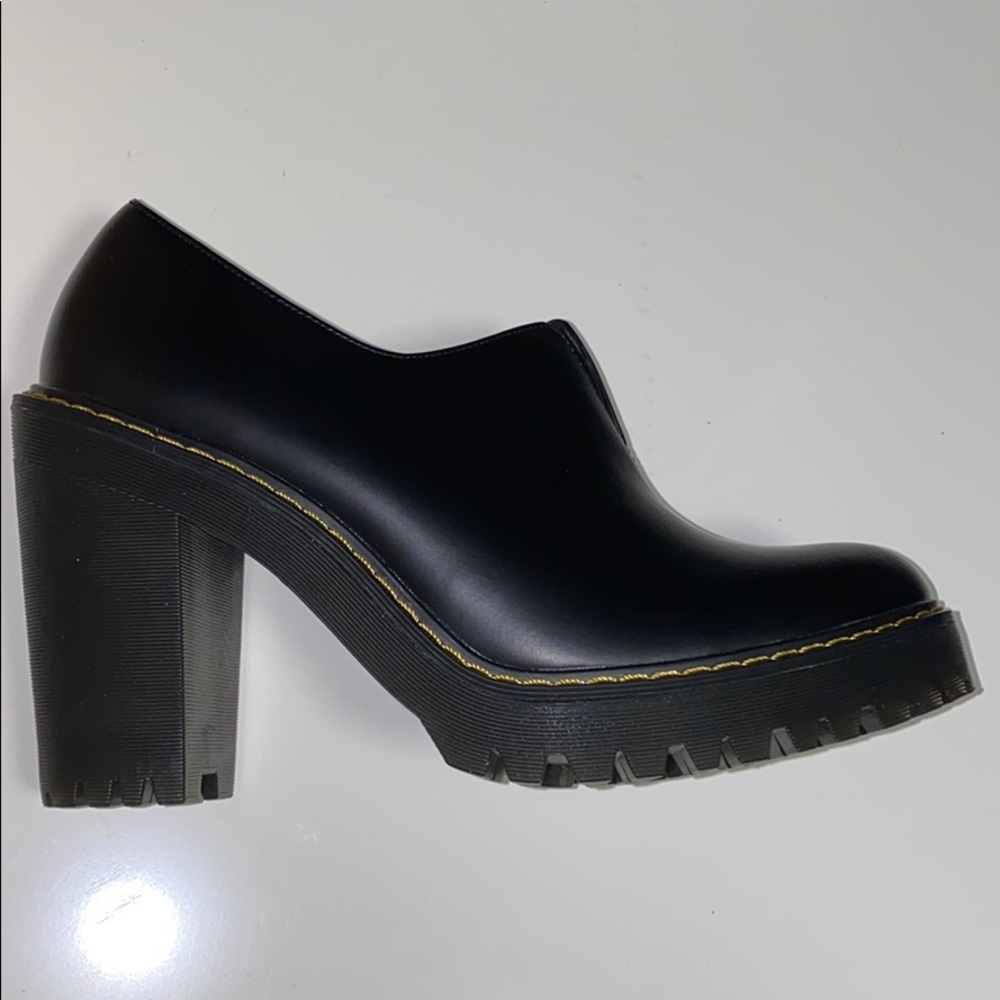 RARE AUTH NIB DR. MARTENS CORDELIA PLATFORM BOOTIE - Picture 2 of 11